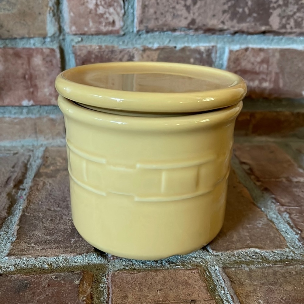 Longaberger Pottery Woven Traditions Mustard Yellow Crock Canister w/ Lid